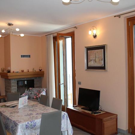 לצנו Appartamento Vista Lago - Mary מראה חיצוני תמונה